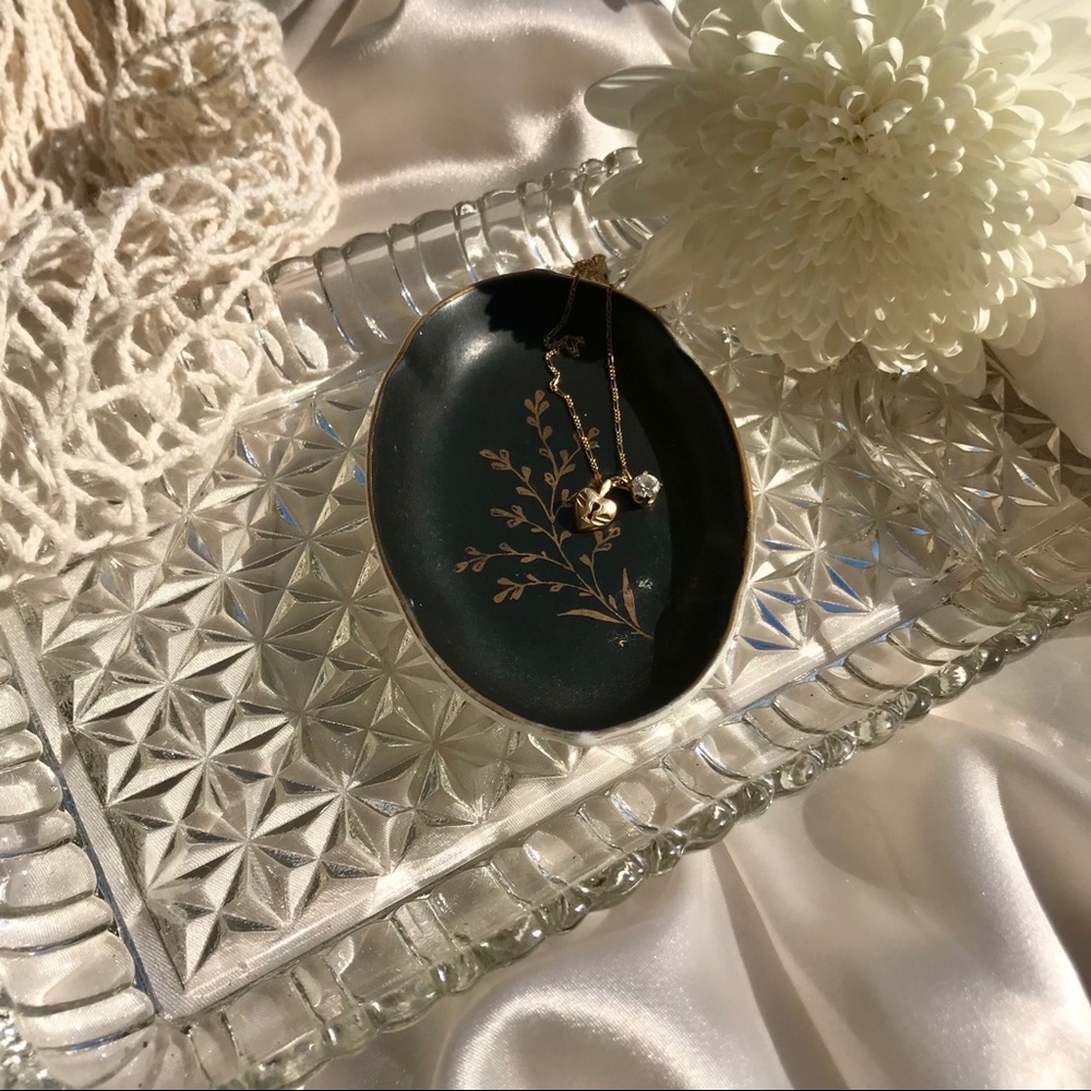 ❤️ Vintage Floral Ring Dish